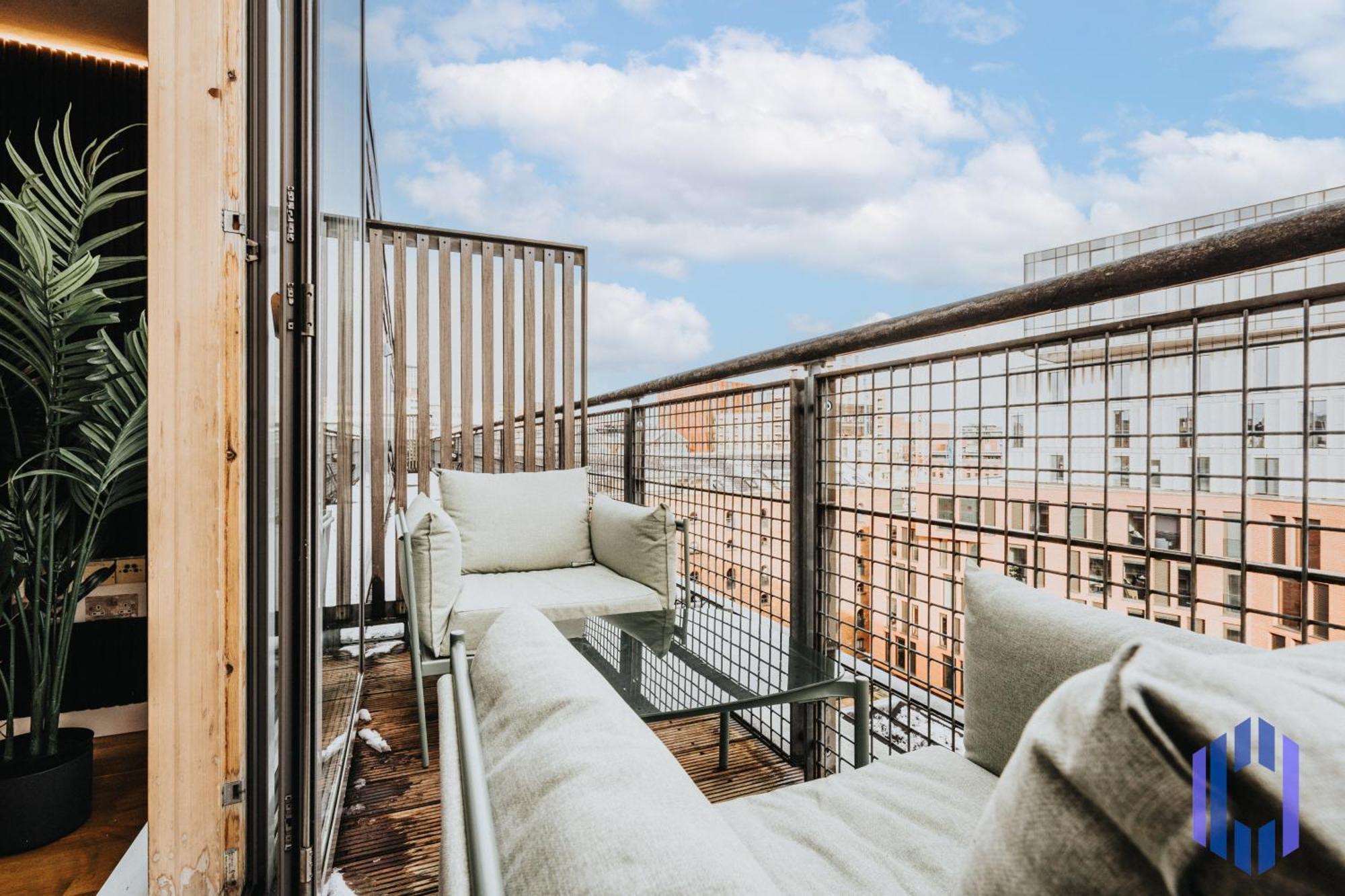 Luxury Penthouse - Private Balcony - City Views Leilighet Manchester Eksteriør bilde